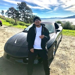 Meet your Posher, Jonathan